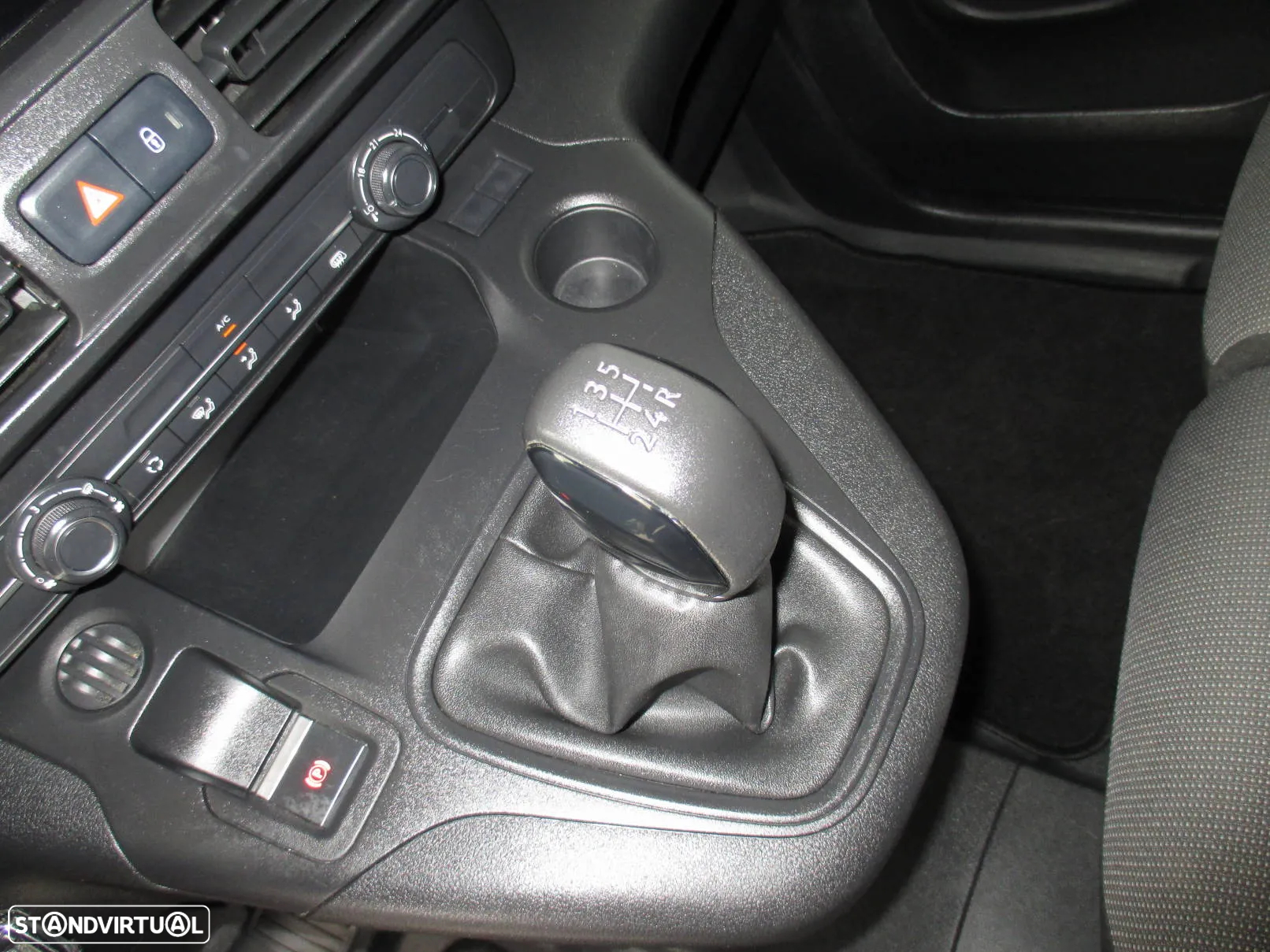 Peugeot Partner 1.5 Bluehdi Premium - 15