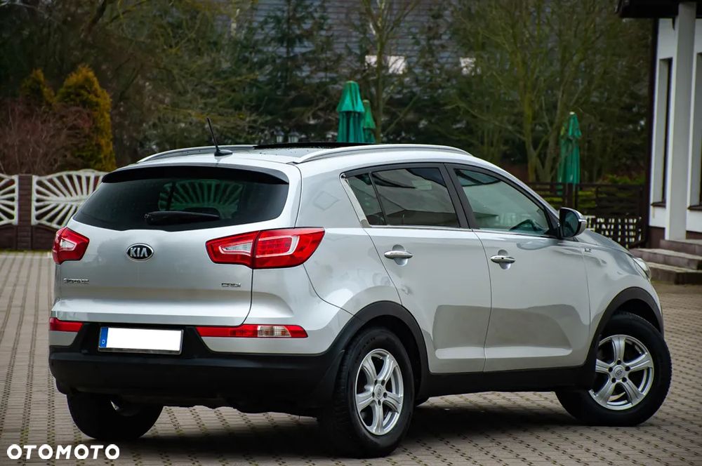 Kia Sportage 2.0 CRDI 4WD Automatik Dream-Team Edition - 13