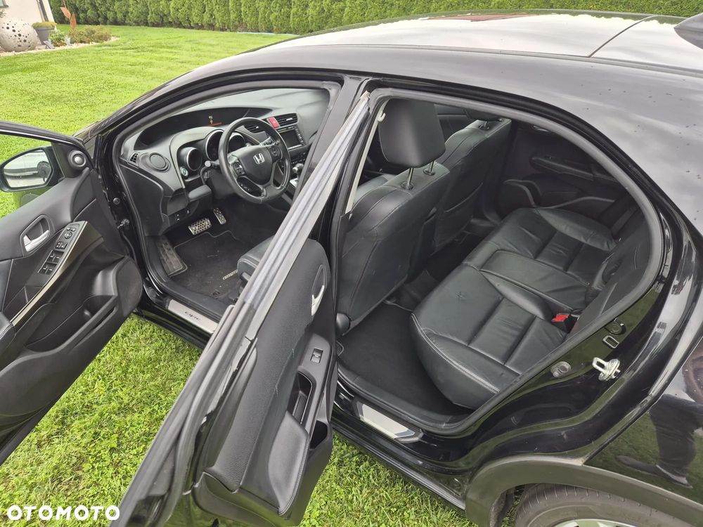 Honda Civic 1.8 Executive NAVI - 14