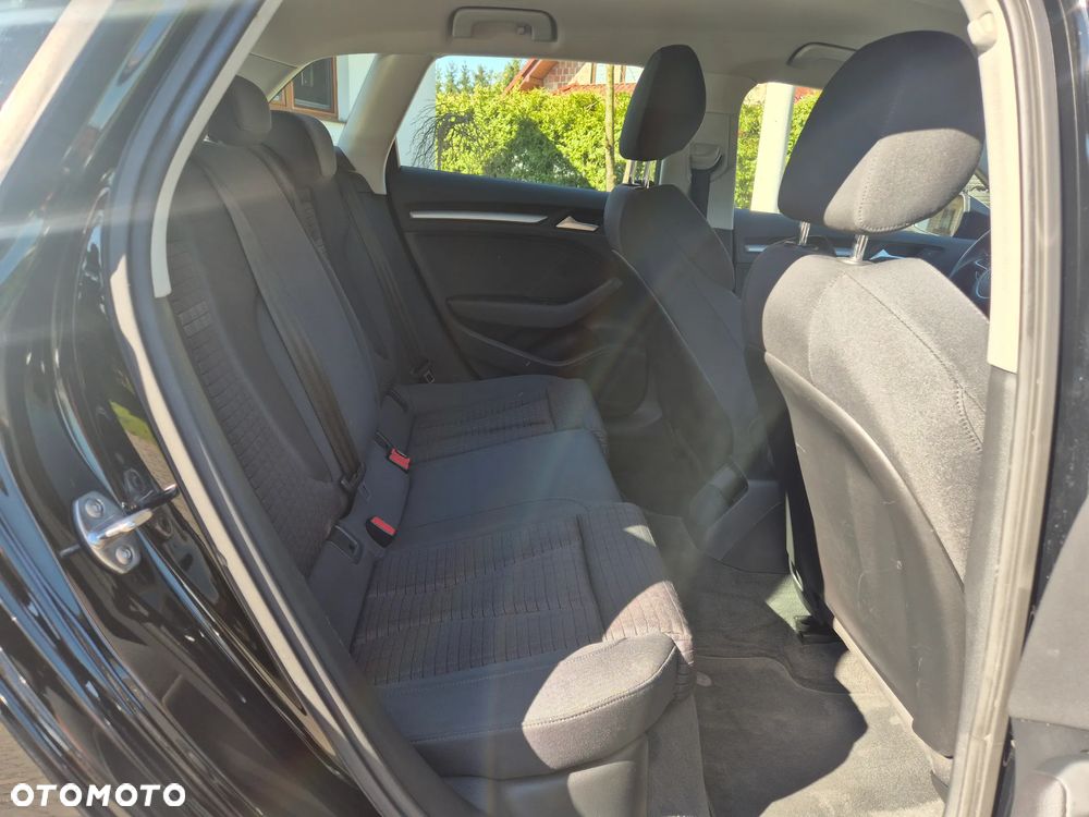 Audi A3 Sportback 1.4 TFSI Attraction - 17