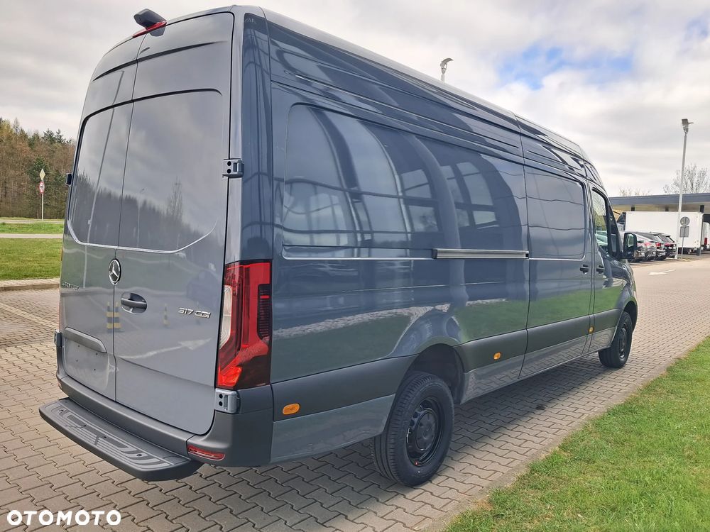 Mercedes-Benz Sprinter 317 CDI Furgon PRO długi 4325 mm L3H2 - 8