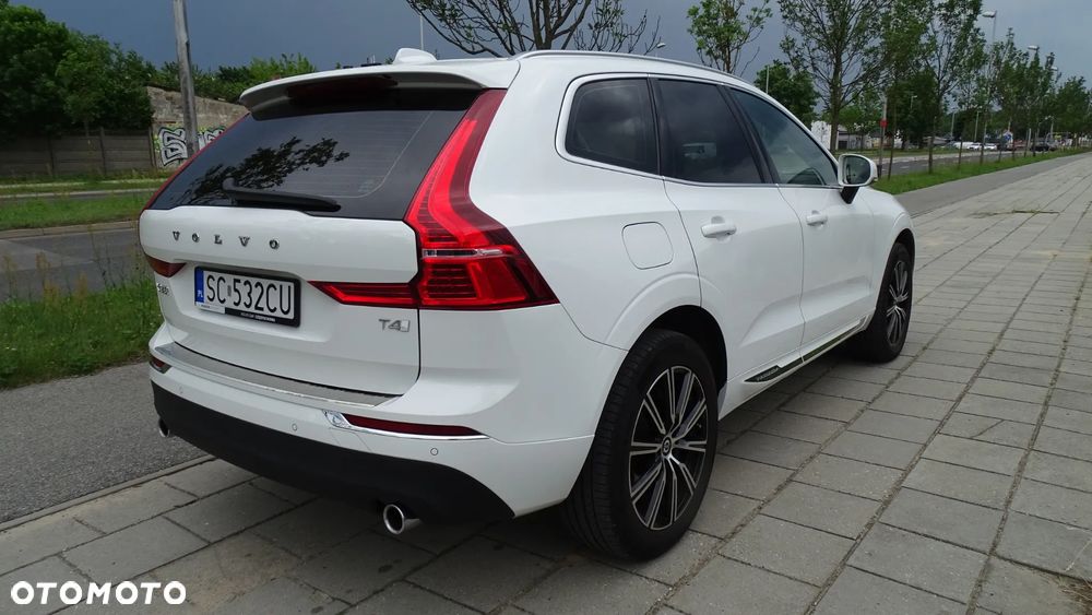 Volvo XC 60 T4 Momentum - 7