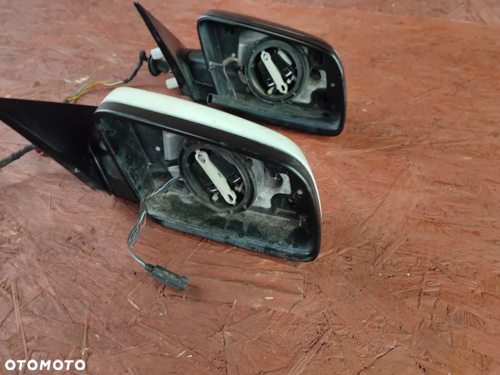 BMW E60 / E61 ORYGINALNE 2xLUSTERKA ZEWNĘTRZNE PRAWA STRONA EUROPA ELEKTRYCZNIE SKŁADANE, PODŚWIETLANE, FOTOCHROMATYCZNE, PODGRZEWANE 6-PIN O NR. 7 189 529 / 7 899 281 OEM - 4