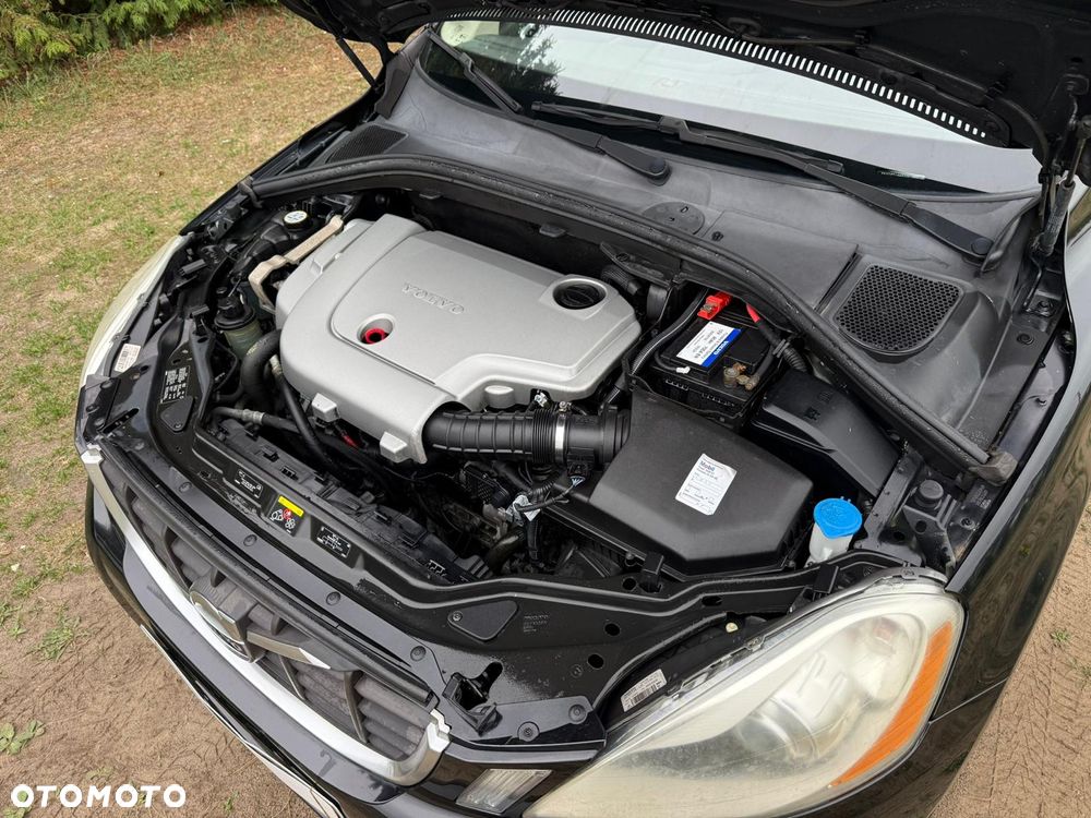 Volvo XC 60 D5 AWD Momentum - 18