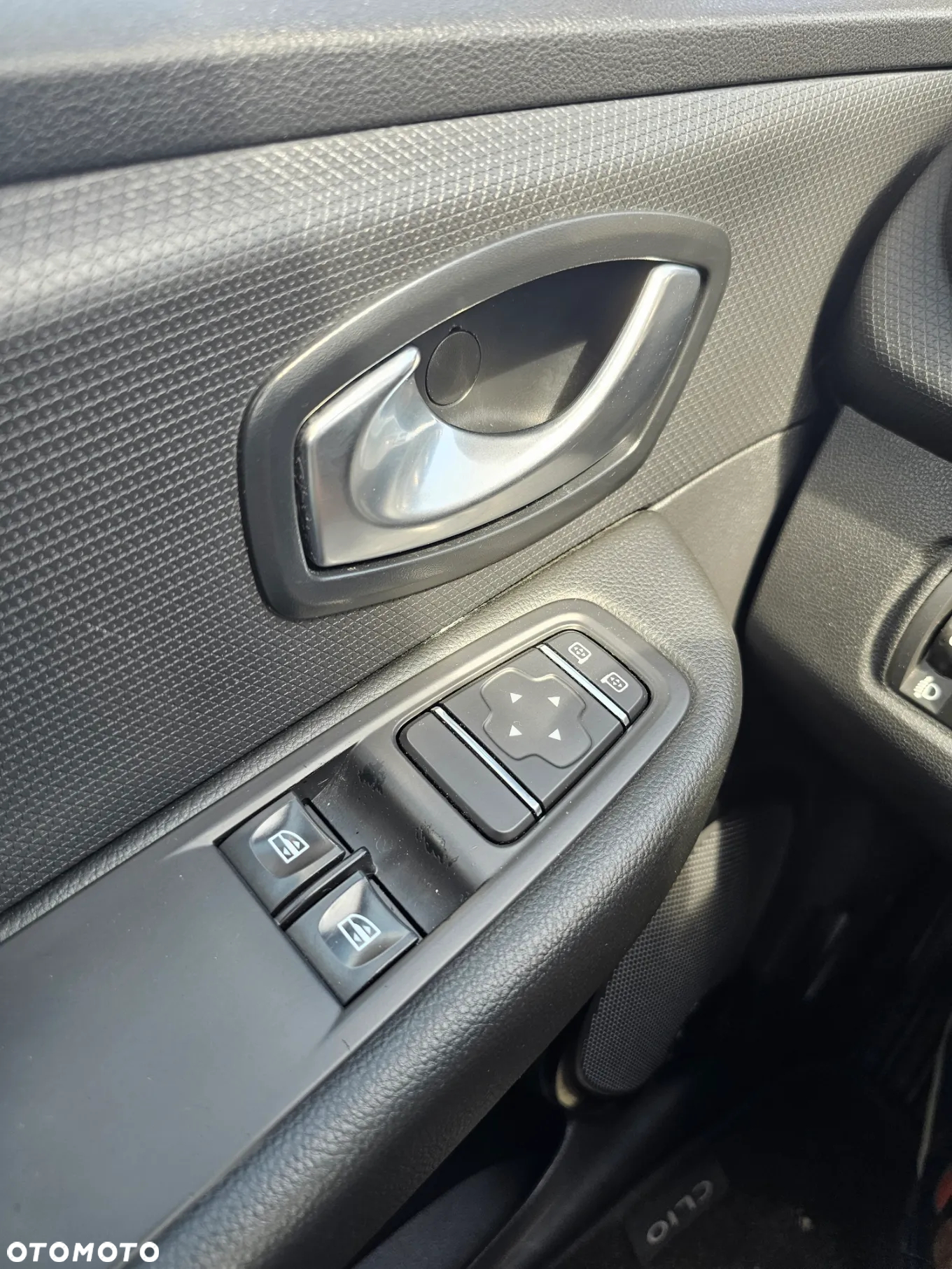 Renault Clio 1.2 16V Business Euro6 - 14
