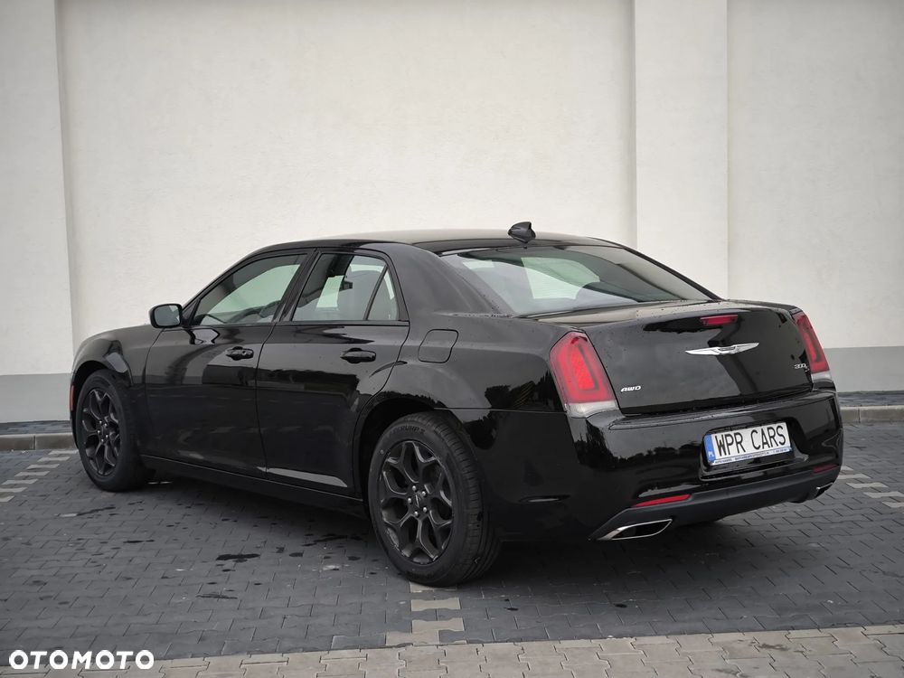 Chrysler 300 - 4