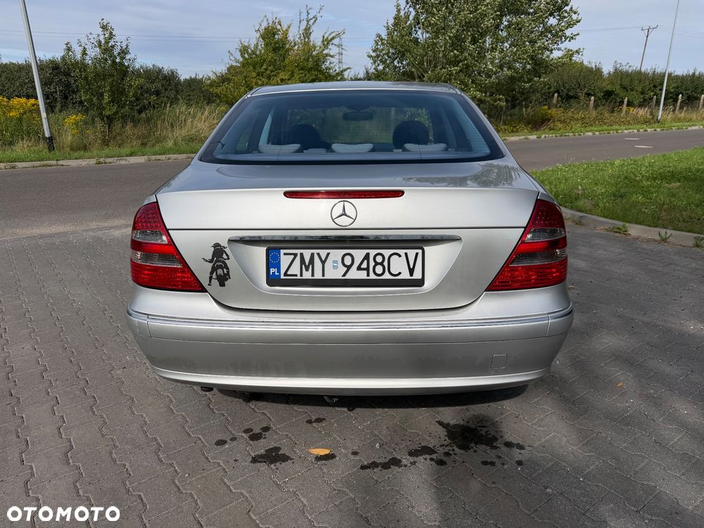 Mercedes-Benz Klasa E - 6