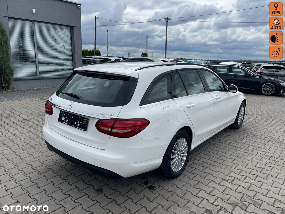 Mercedes-Benz Klasa C 220 T CDI DPF BlueEFFICIENCY