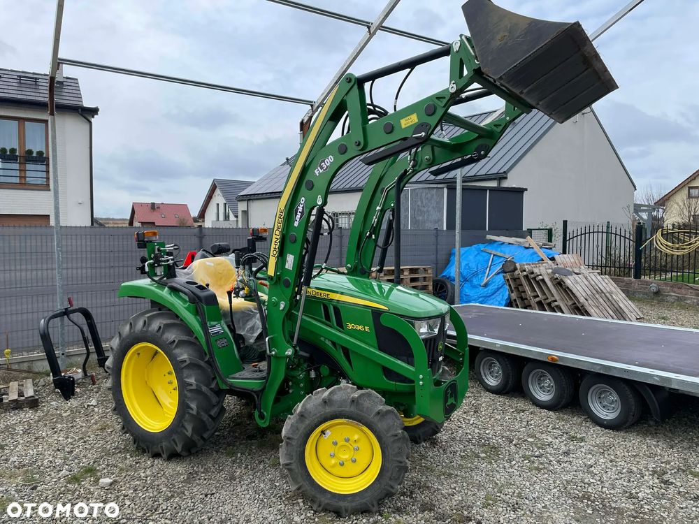 John Deere 3036E 3038E - 1
