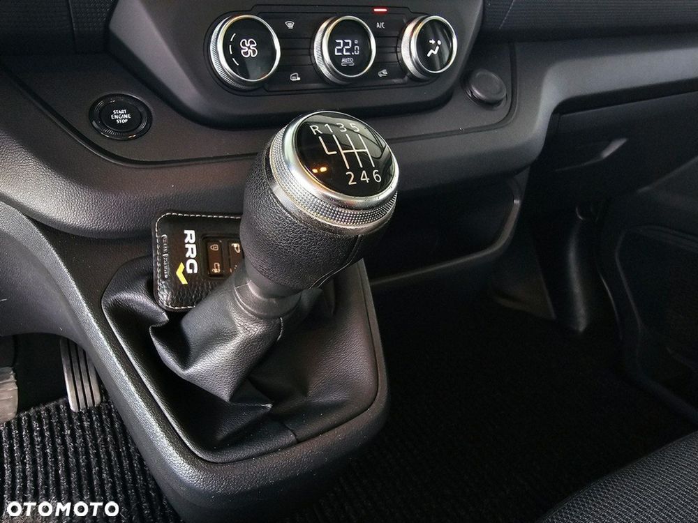 Renault Trafic - 29