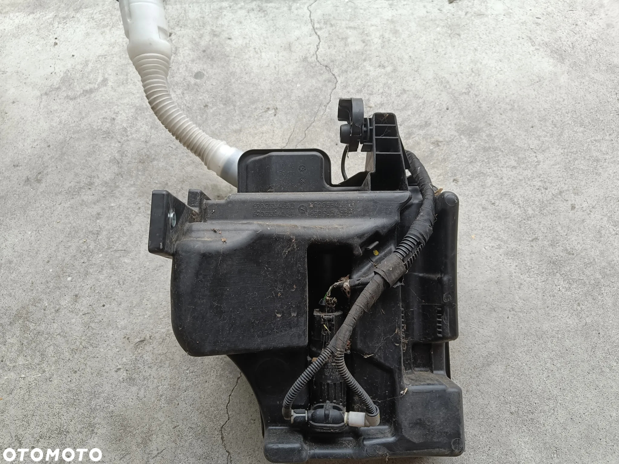 Zbiorniczek Spryskiwaczy Skoda Fabia 3 Seat Ibiza VW Polo Audi A1 6R0955453D - 2