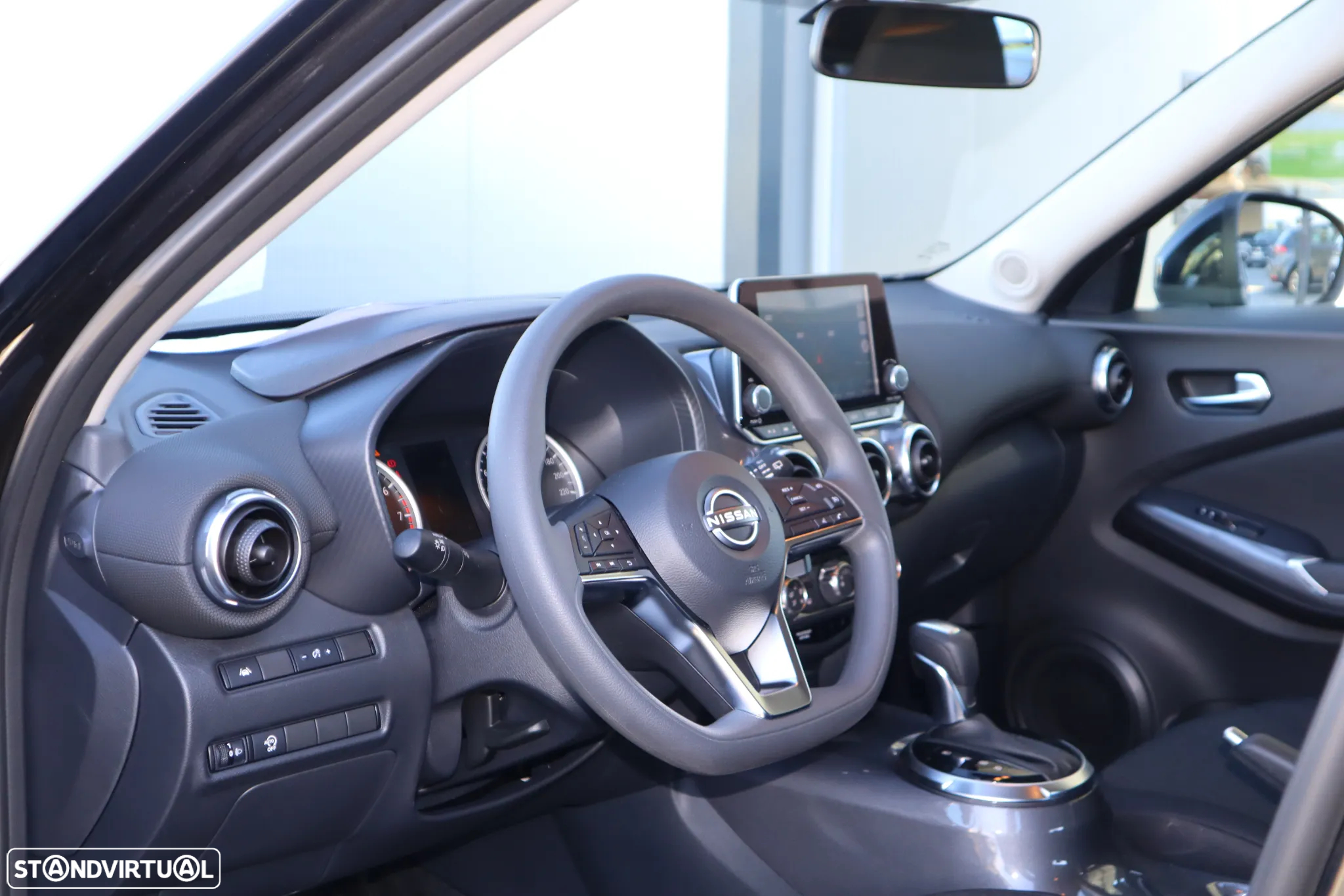 Nissan Juke 1.0 DIG-T N-Connecta DCT - 14