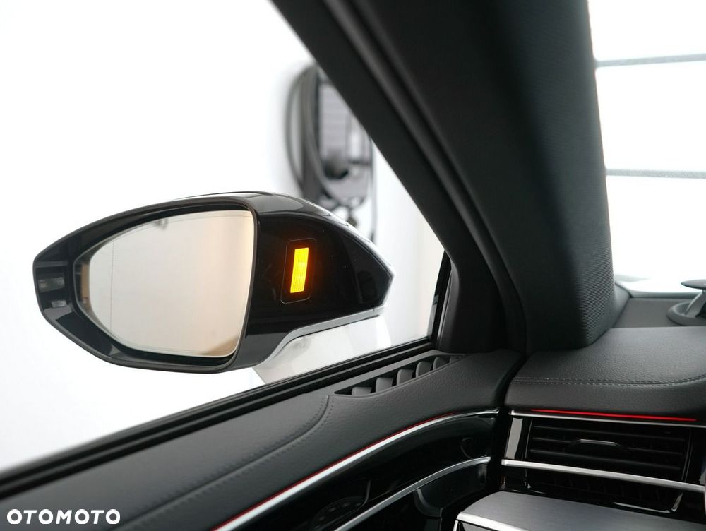 Audi A8 - 25
