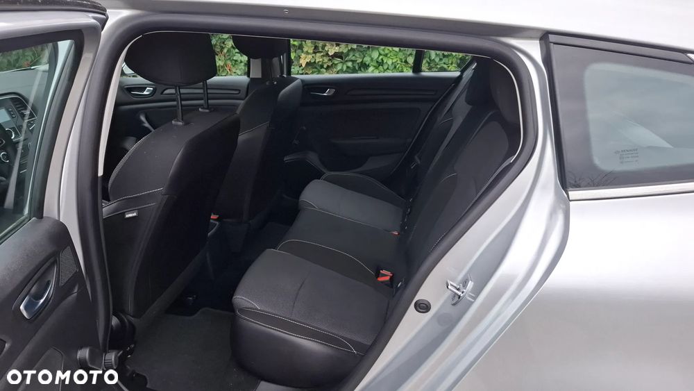 Renault Megane ENERGY TCe 100 INTENS - 11