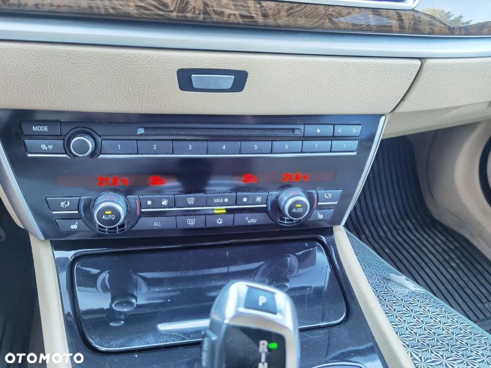 BMW 5GT 530d - 17
