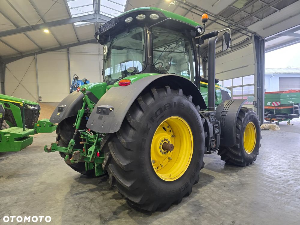 John Deere 7250R - 7
