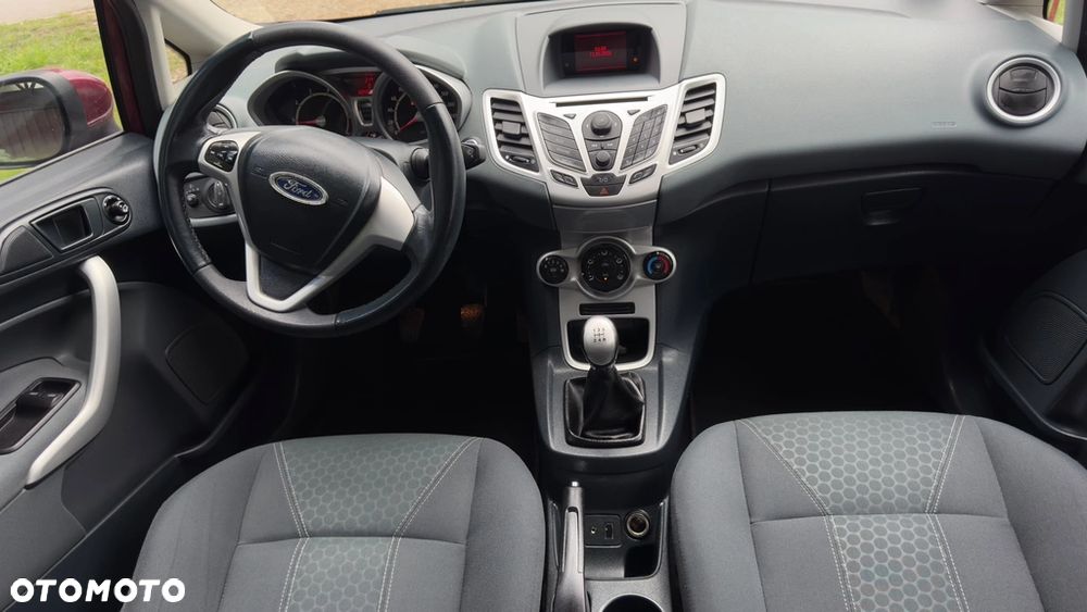 Ford Fiesta - 19