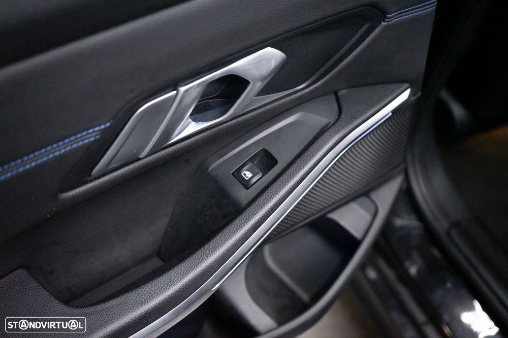 BMW 320 d Touring Pack M Shadow Auto - 38