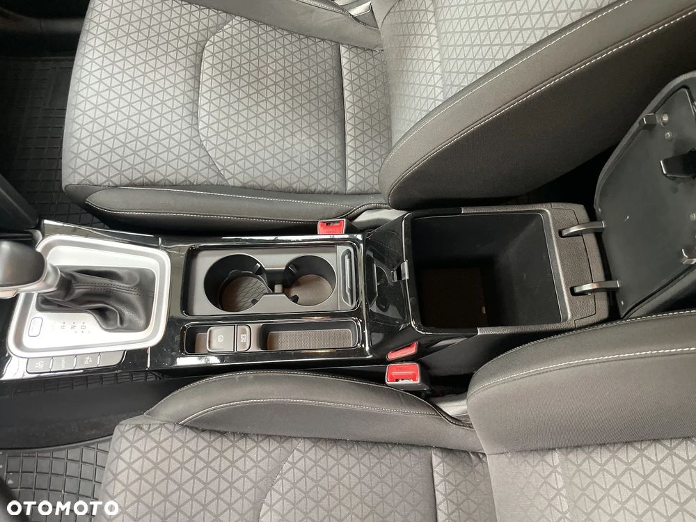 Kia Ceed 1.6 GDI PHEV L DCT - 28