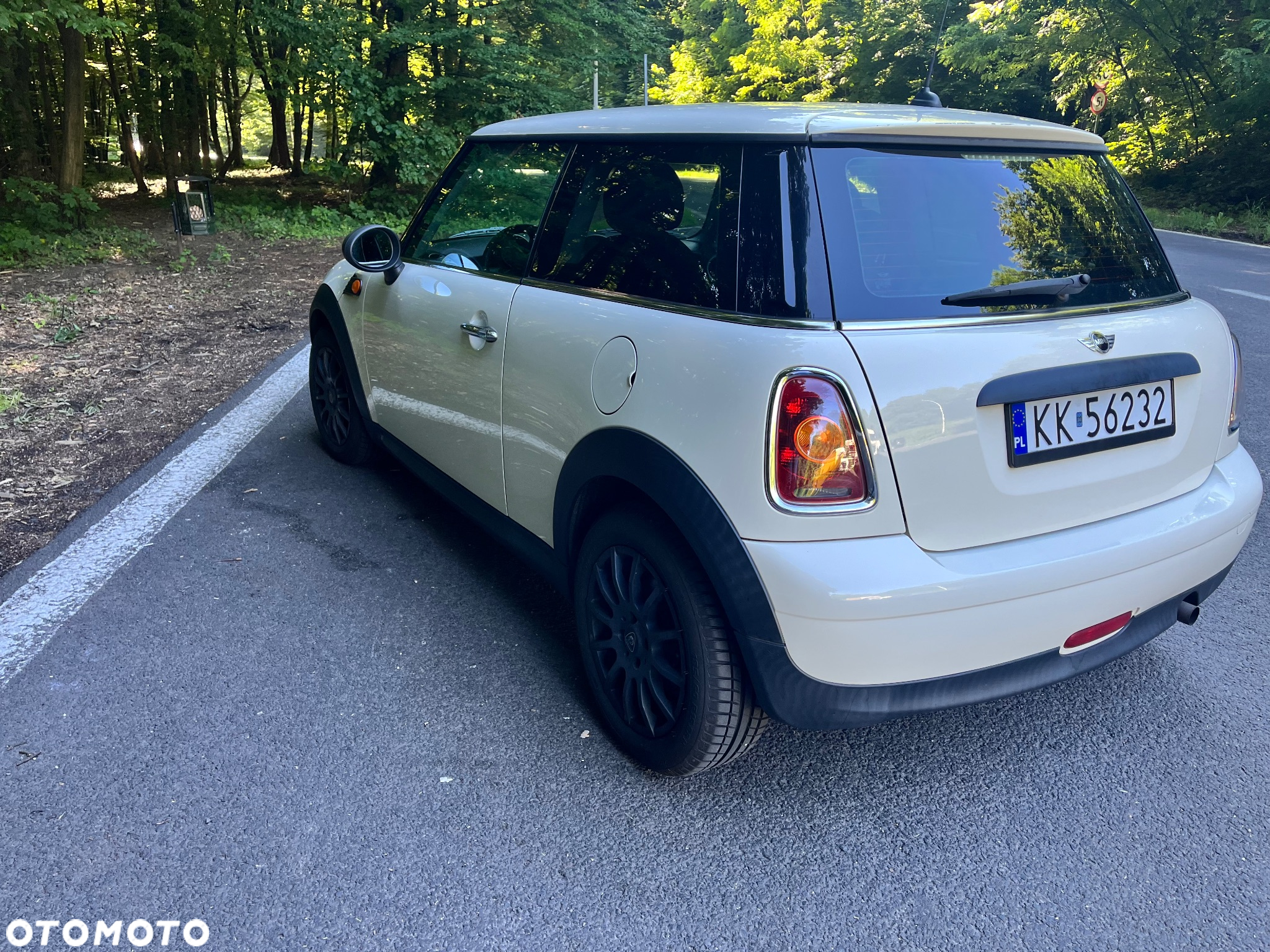 MINI ONE Standard - 9