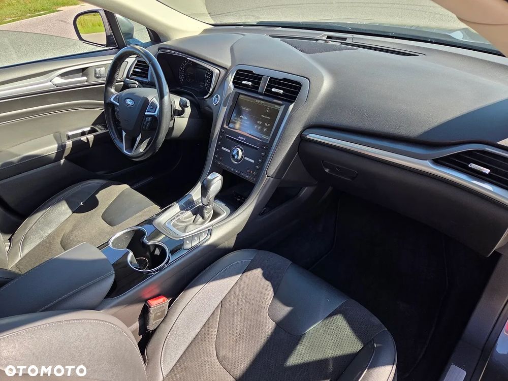 Ford Mondeo 2.0 TDCi STart-Stopp PowerShift-Aut Titanium - 19