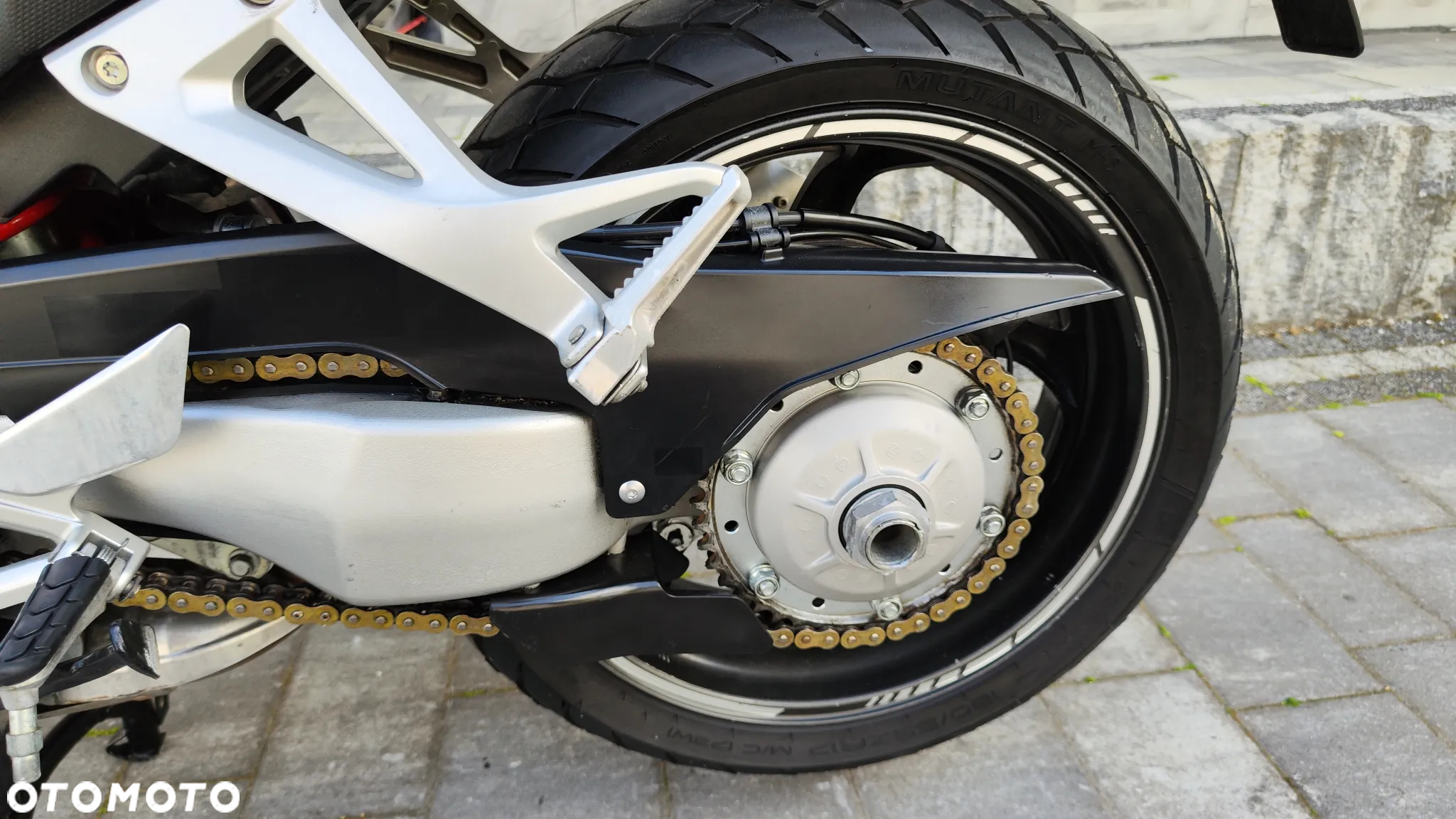 Honda VFR - 14