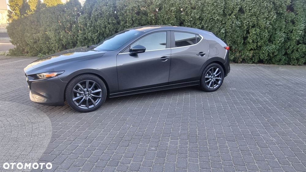Mazda 3 - 8