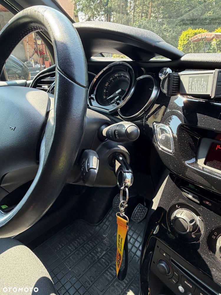 Citroën DS3 1.6 VTi SoChic - 17