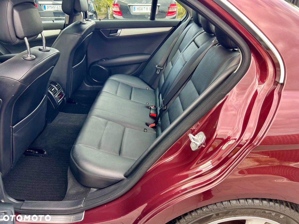 Mercedes-Benz Klasa C - 21