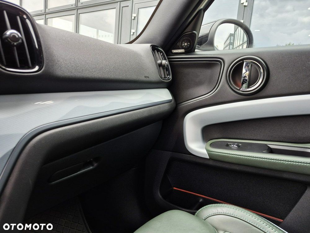 MINI Countryman Cooper SE ALL4 Untamed Edition - 36