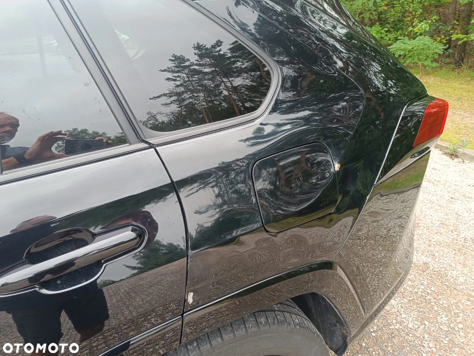Toyota RAV4 2.5 Hybrid Black Edition by JBL 4x4 - 12