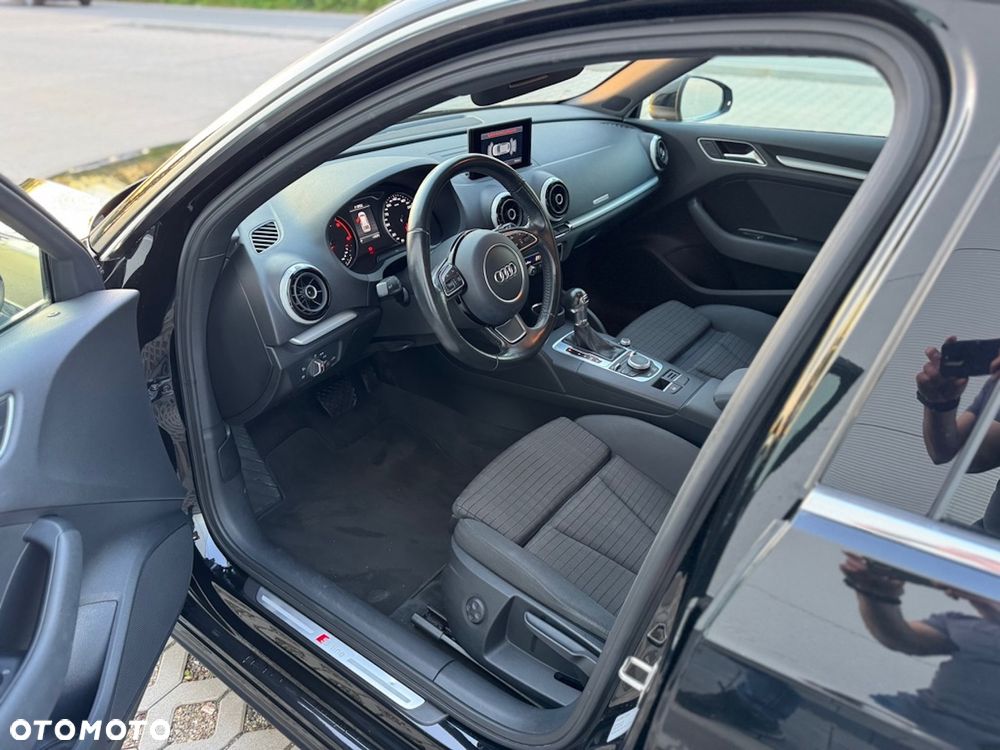 Audi A3 Sportback 2.0 TDI (clean diesel) S tronic S line Sportpaket - 15