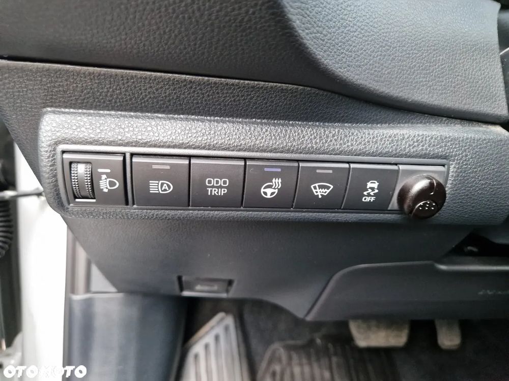 Toyota Corolla 1.8 Hybrid Style - 16