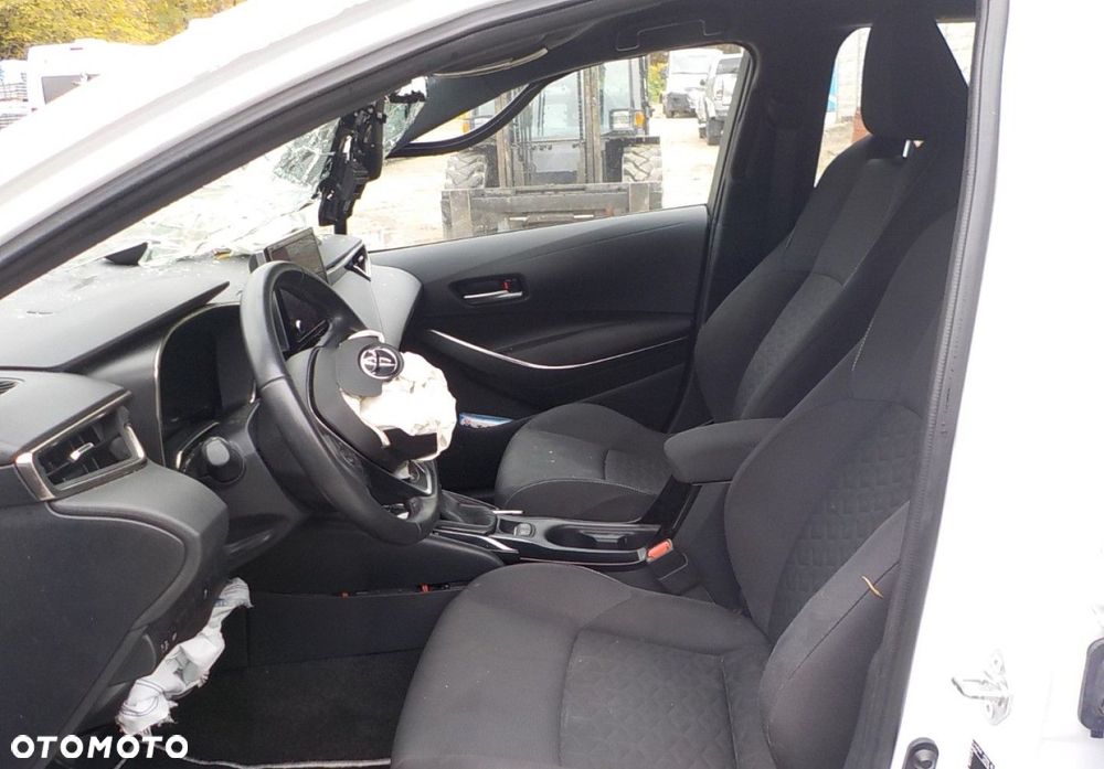 Toyota Corolla - 20