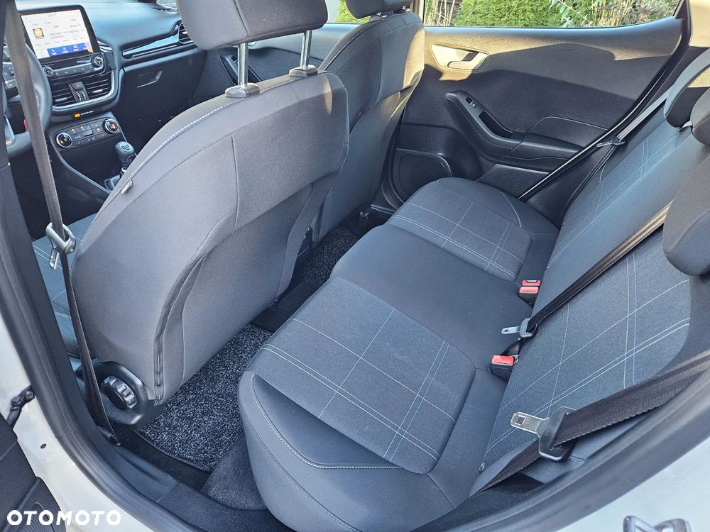 Ford Fiesta 1.0 EcoBoost S&S COOL&CONNECT - 19