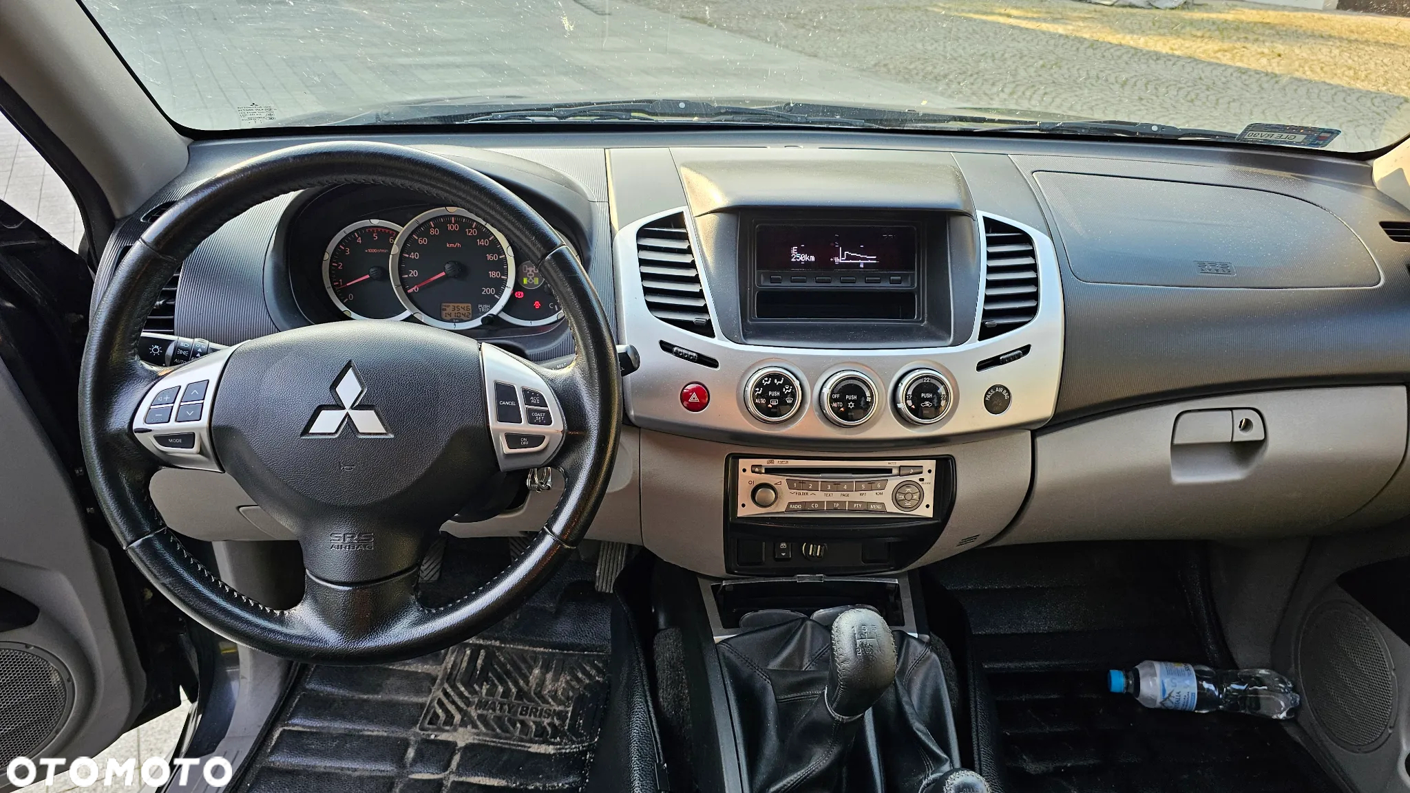 Mitsubishi L200 - 14