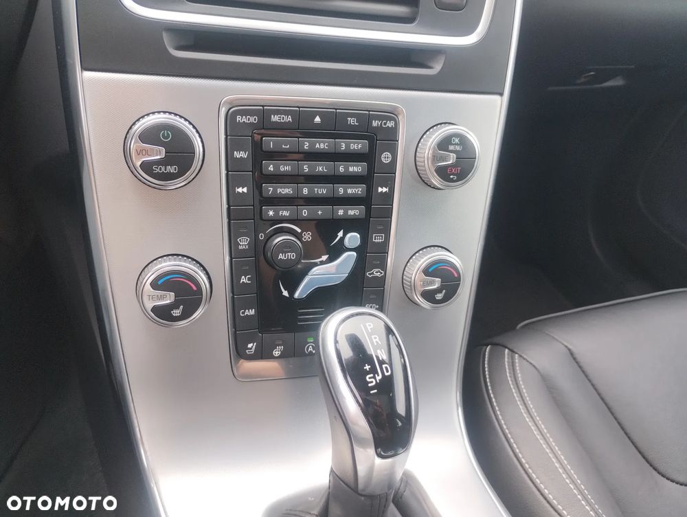 Volvo V60 - 25