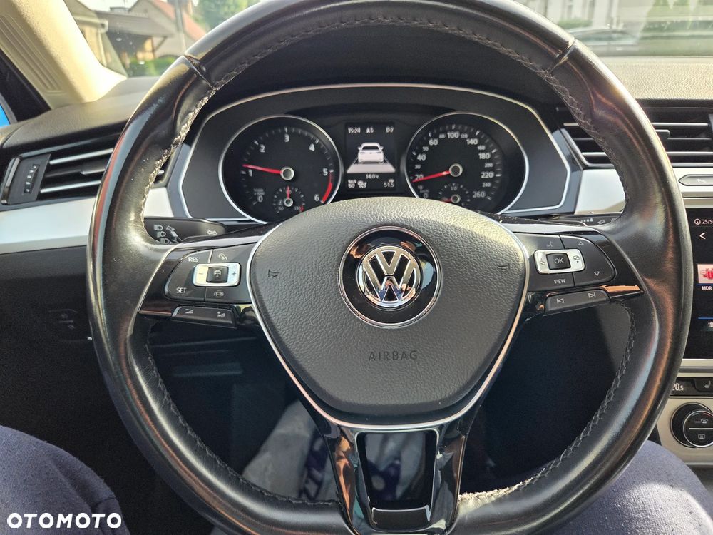 Volkswagen Passat 2.0 TDI BMT Highline DSG - 10