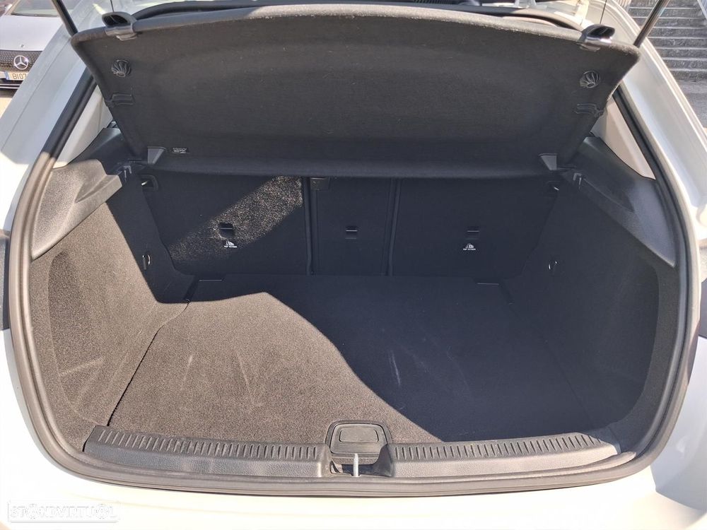 Mercedes-Benz A 200 Standard - 10