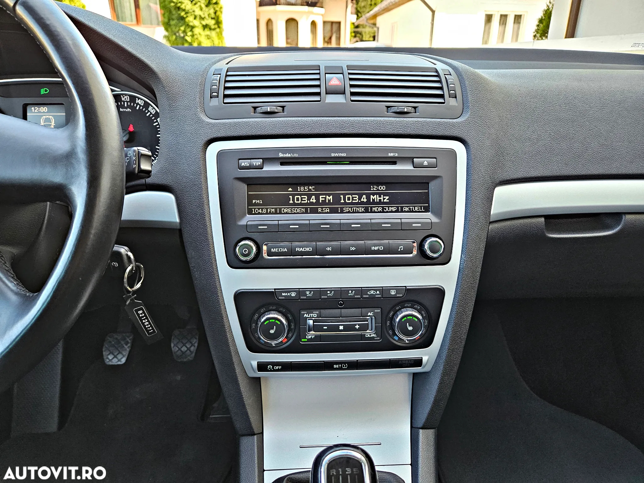 Skoda Octavia - 25