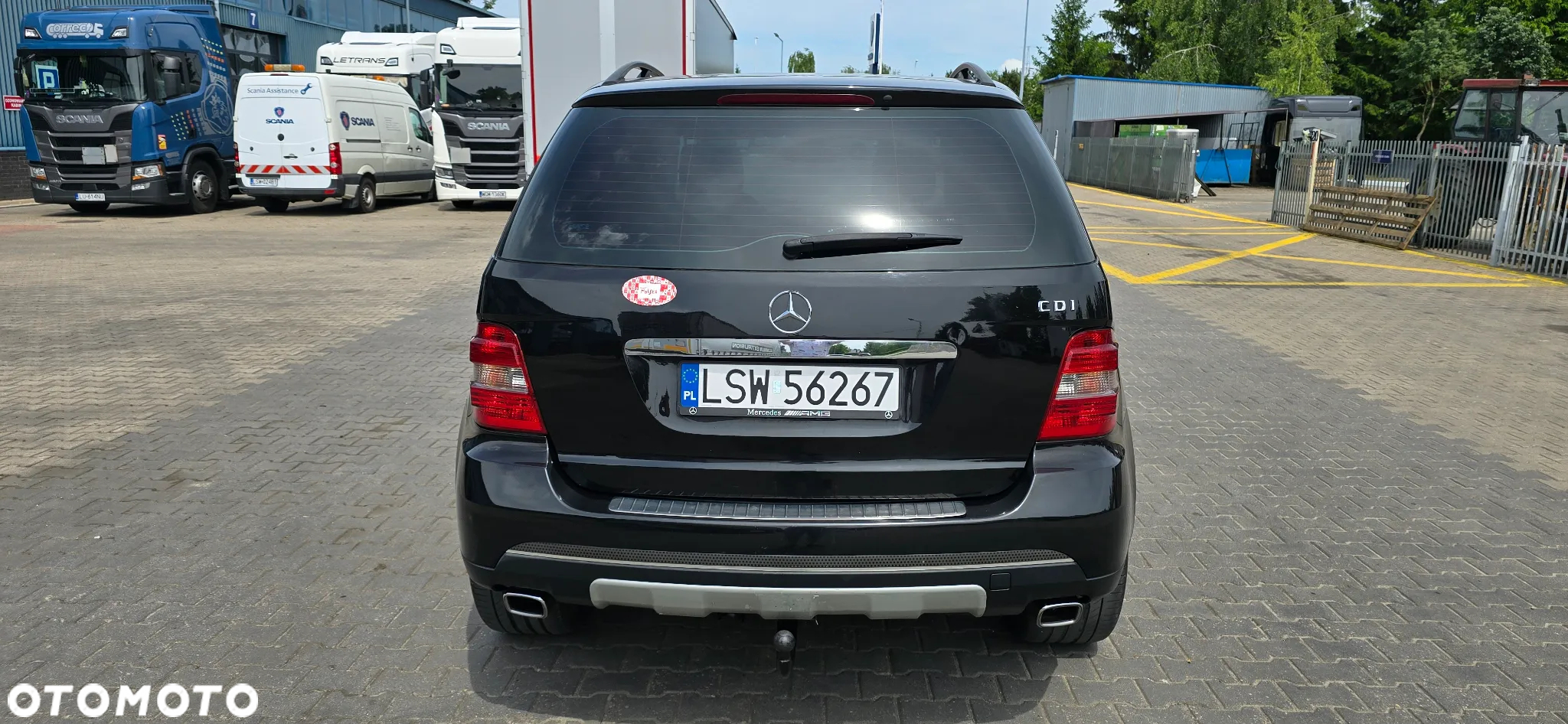 Mercedes-Benz ML - 14