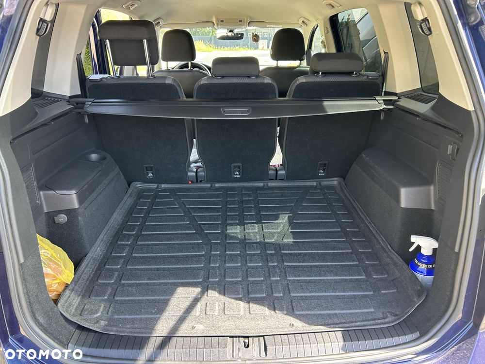 Volkswagen Touran 1.6 TDI BMT Trendline - 17