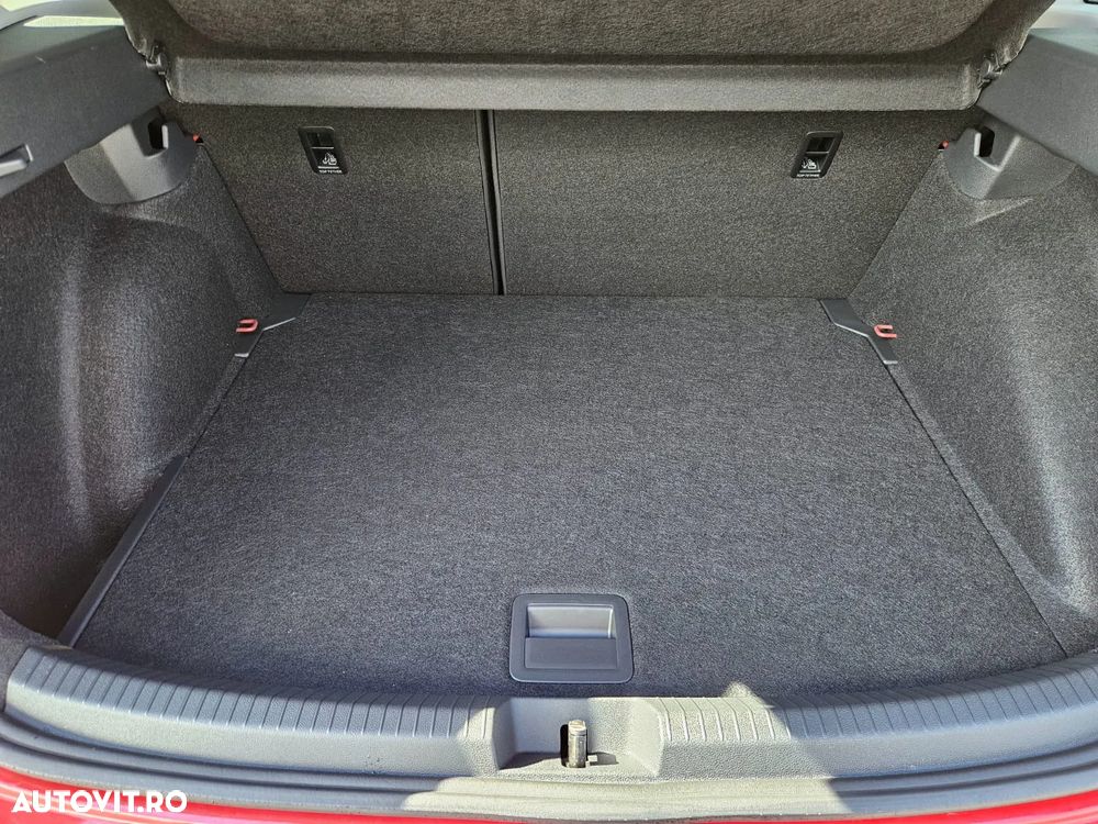 Volkswagen Taigo 1.0 TSI DSG Life - 25