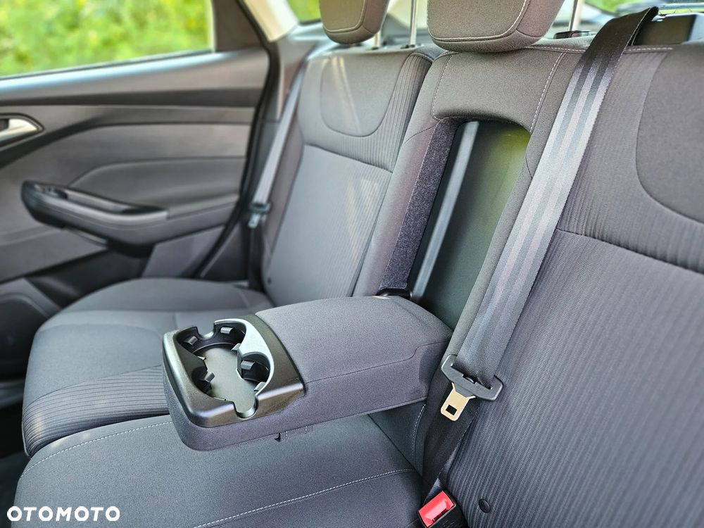 Ford Focus 1.6 Titanium - 9