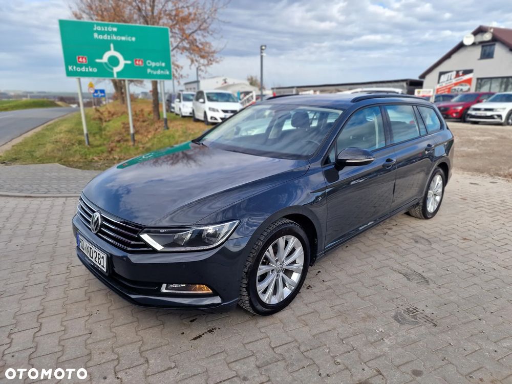Volkswagen Passat Variant ver-variant-1-6-tdi-bluemotion-technology-dsg-comfortline - 3