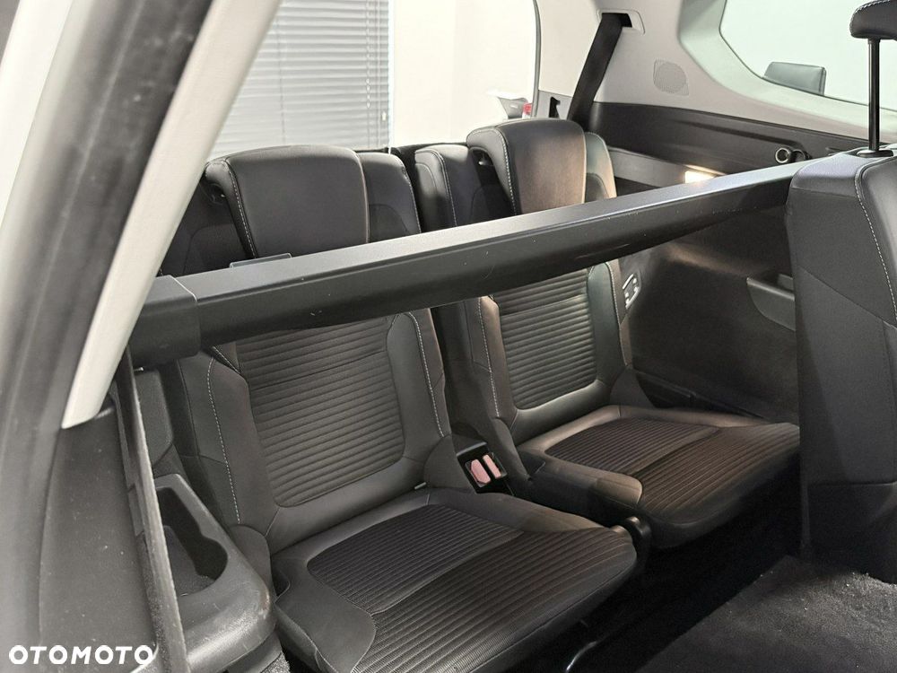 Renault Grand Scenic - 30