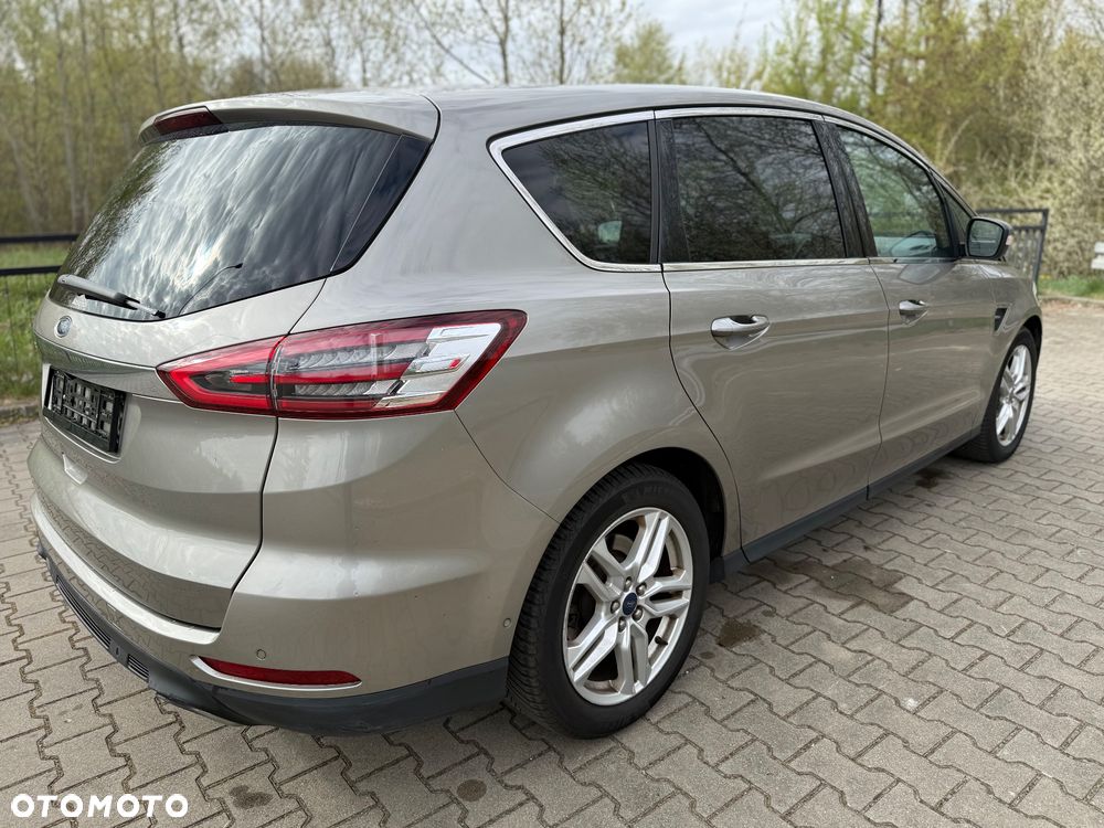 Ford S-Max 2.0 TDCi 4WD Titanium PowerShift - 7