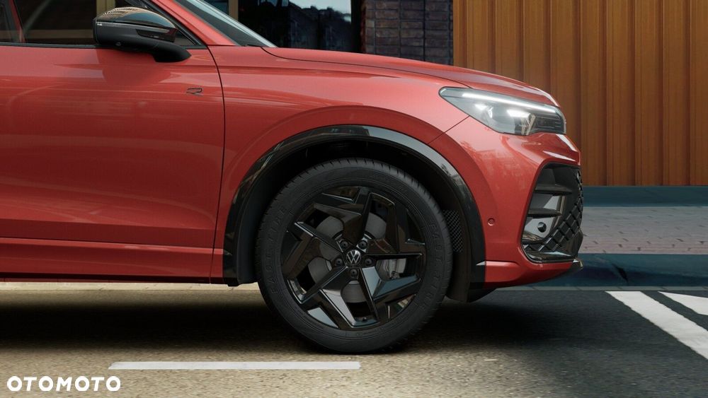 Volkswagen Tiguan - 8