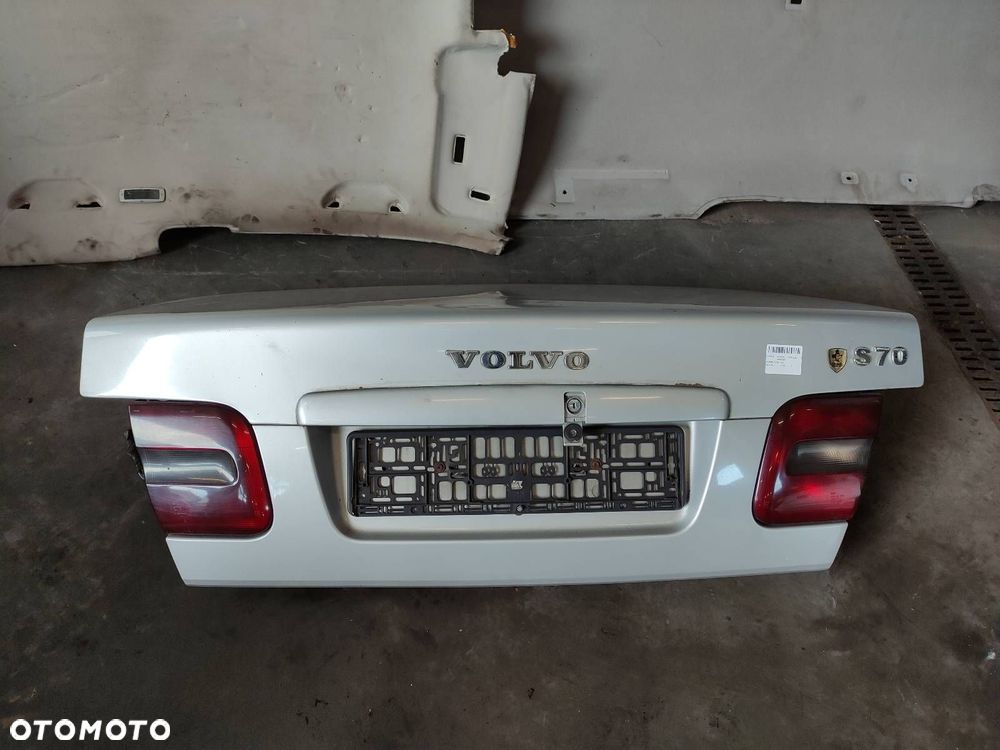 KLAPA BAGAŻNIKA VOLVO S70 I 426-46 96-00r SEDAN LAMPA KLAPY LEWA PRAWA - 1