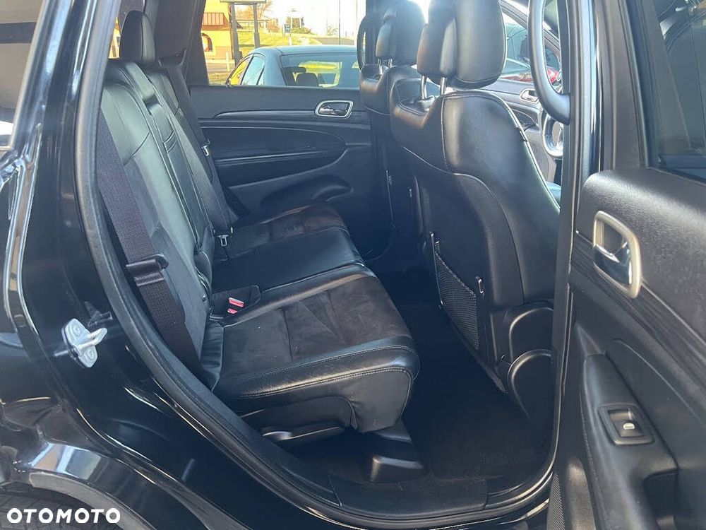 Jeep Grand Cherokee - 18